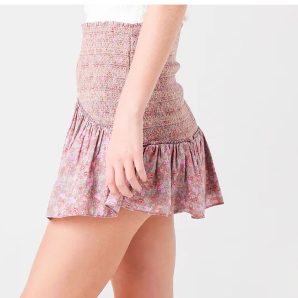 LoveShackFancy Anguilla mini Skirt - Picture 3 of 8
